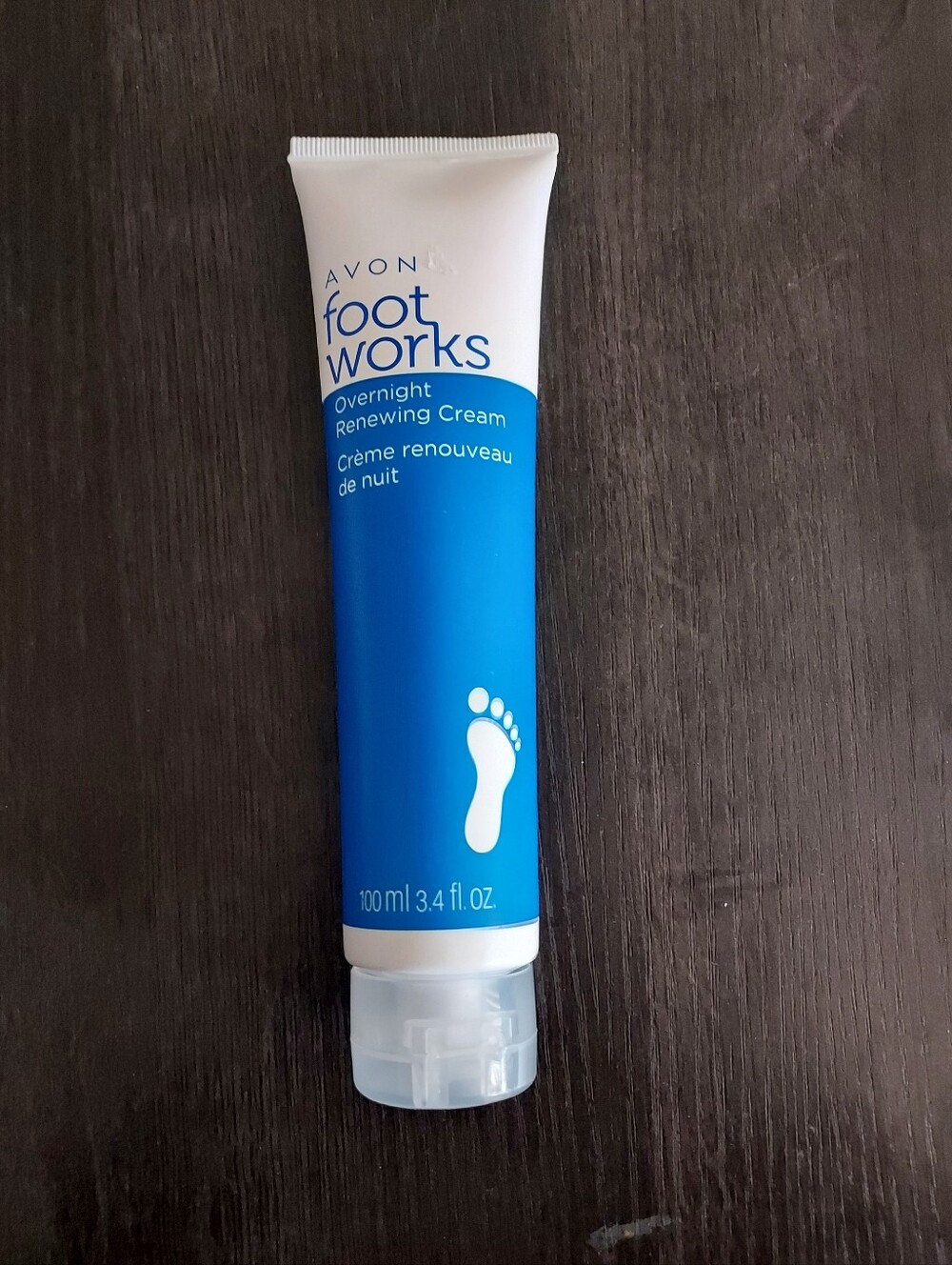 Avon Foot Works Overnight Renewing Cream - Blue and White